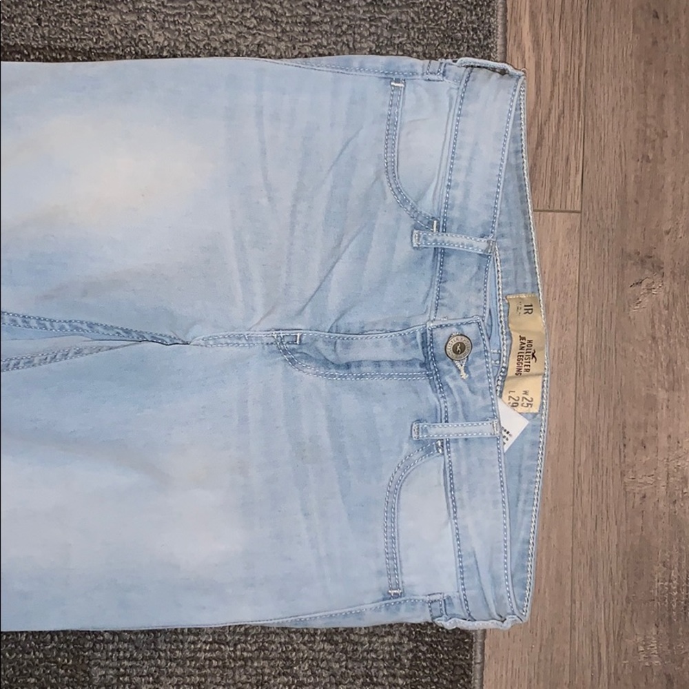 women’s Hollister jeans
